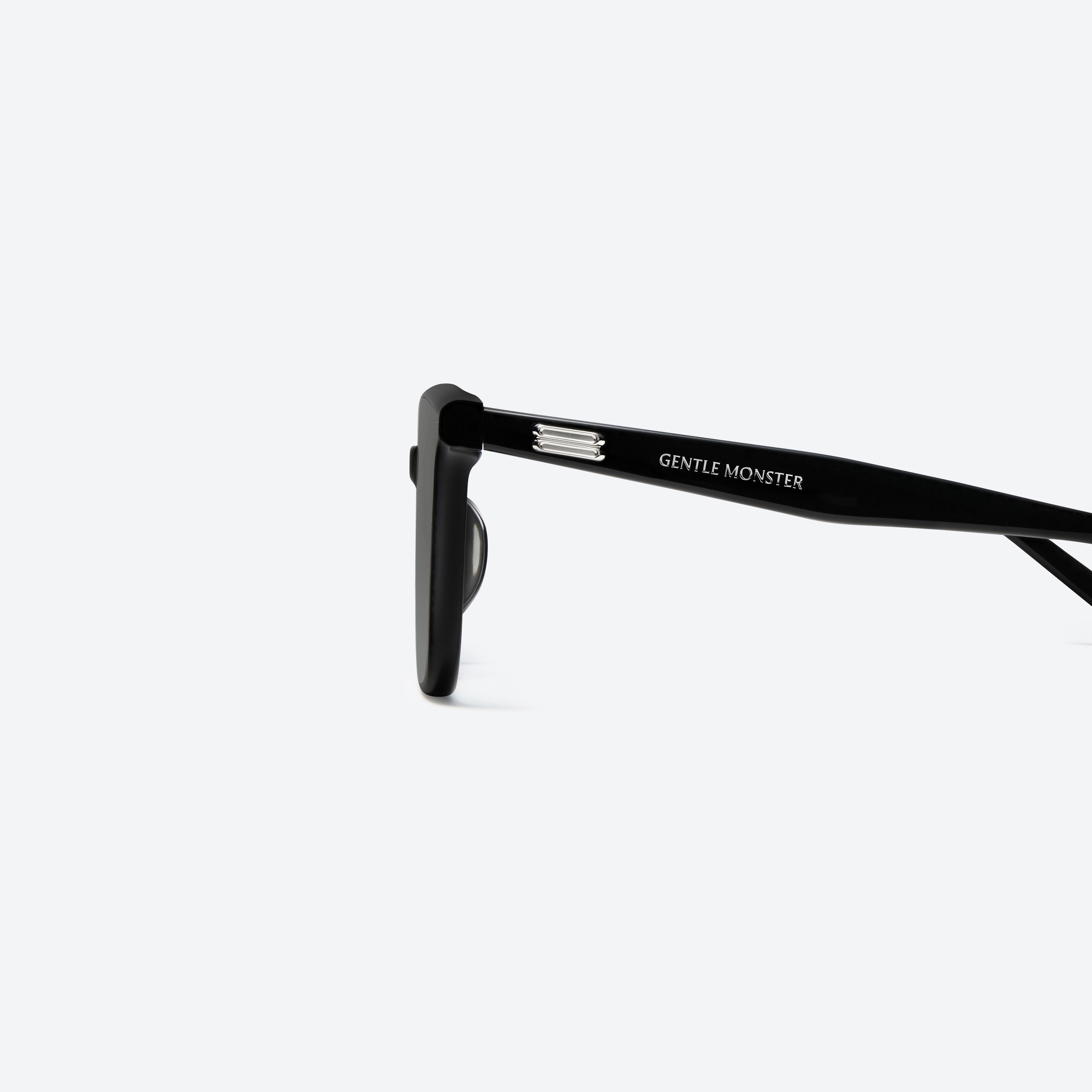 Gentle Monster Lo Lou 01 Black / Black