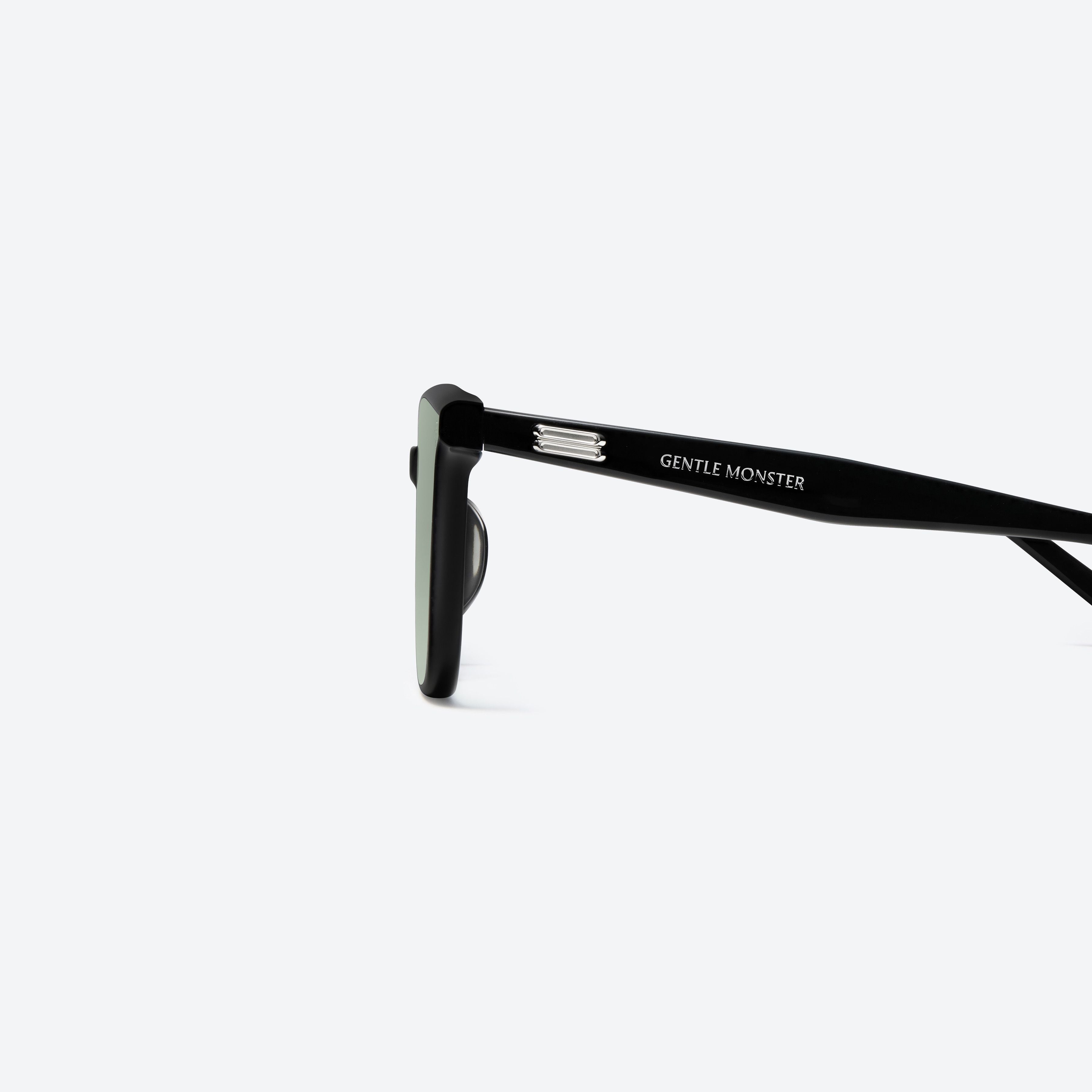Gentle Monster Lo Lou 01 Black / Green