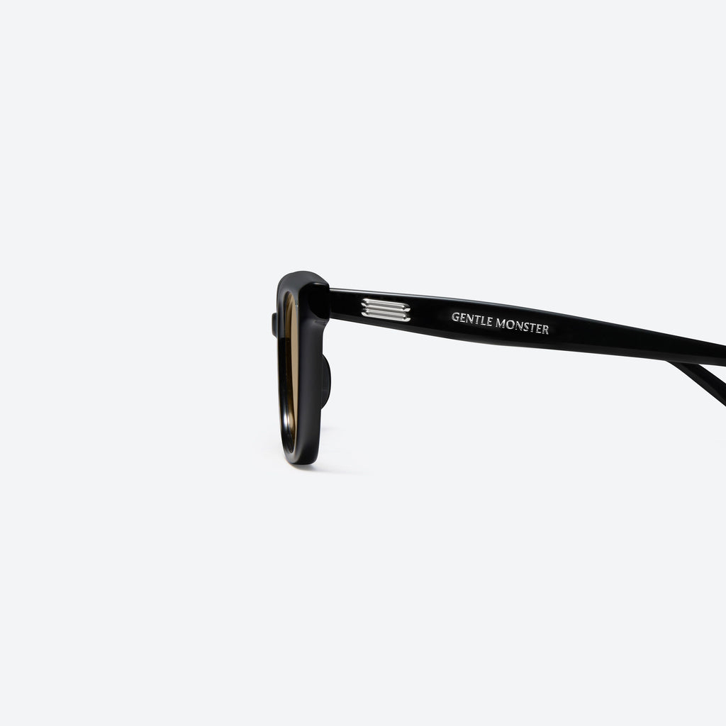 Gentle Monster Soho 01 Black / Brown