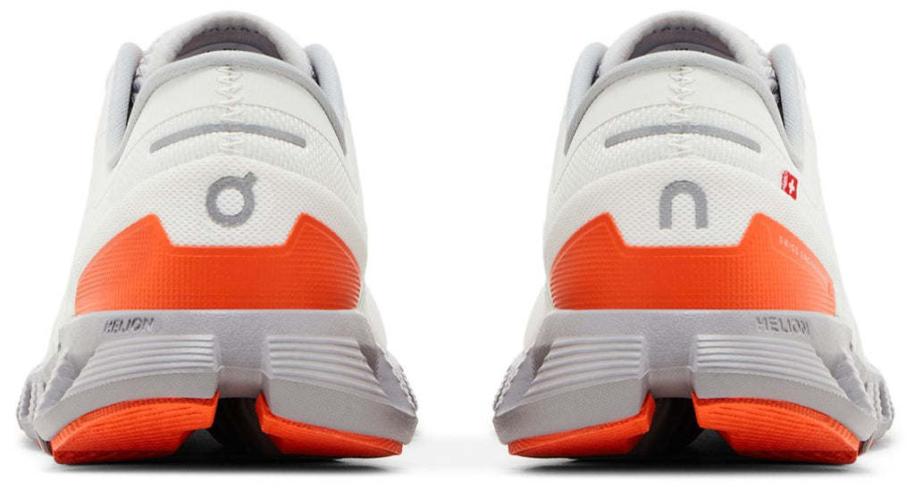 On Running Cloud X 3 Ivory Alloy (W)