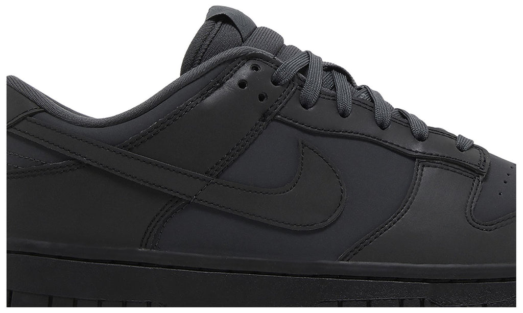 Nike Dunk Low Cyber (W)