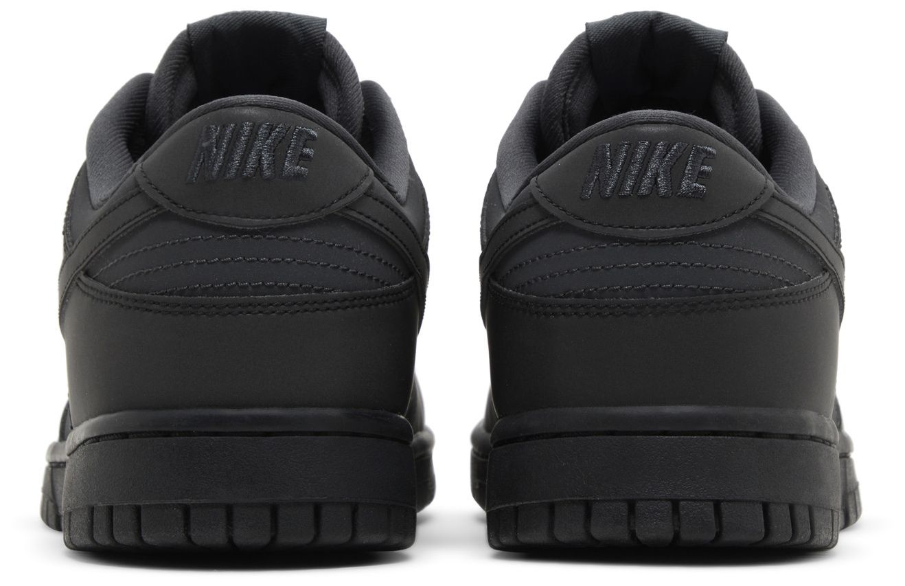 Nike Dunk Low Cyber (W)
