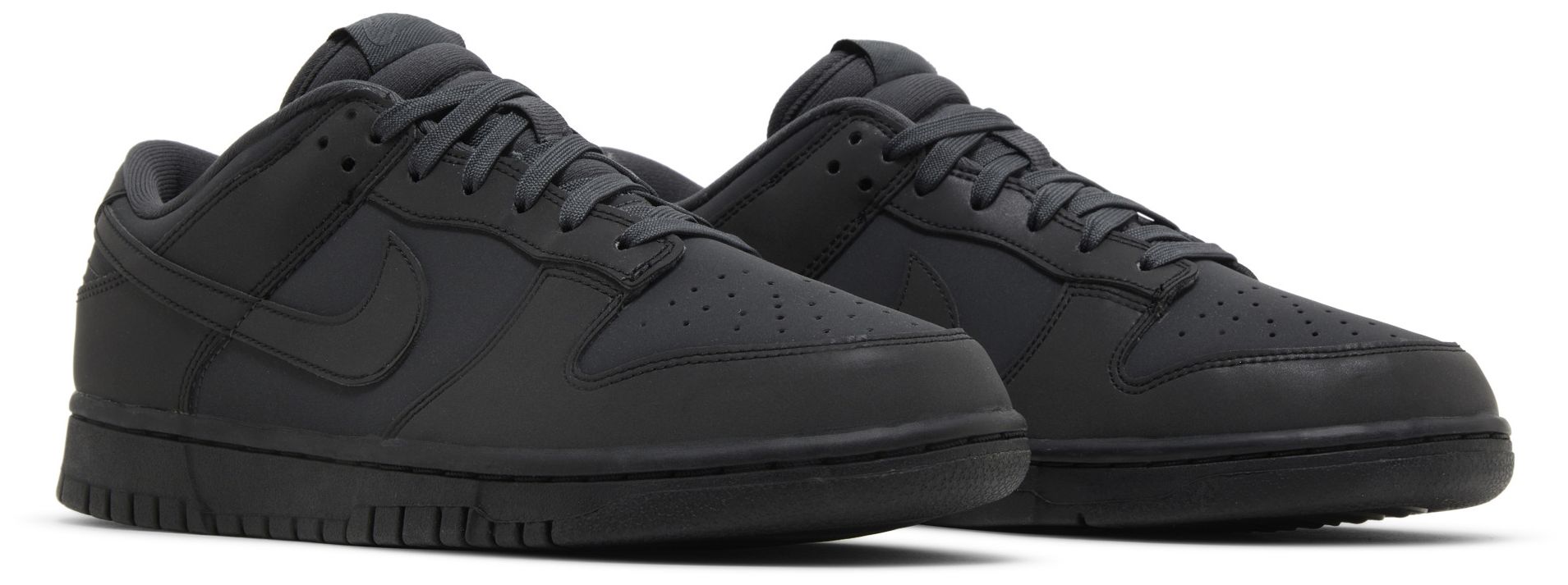 Nike Dunk Low Cyber (W)