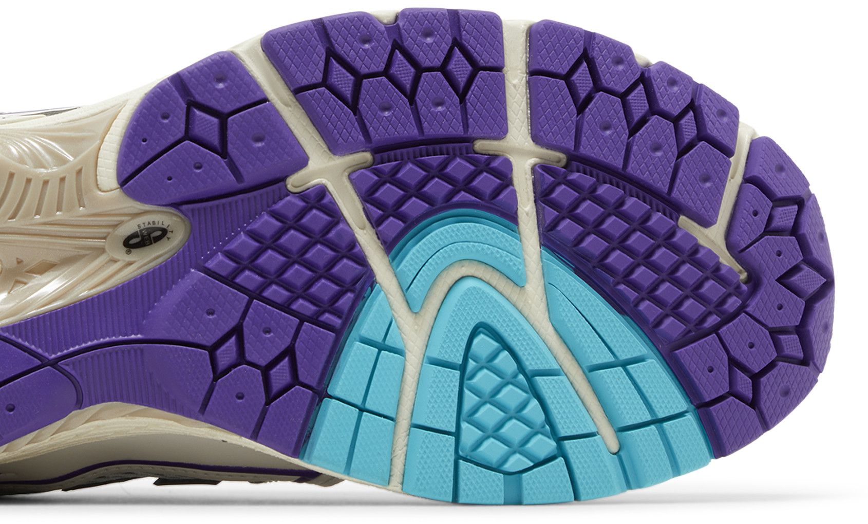 New Balance 1906R Hornets