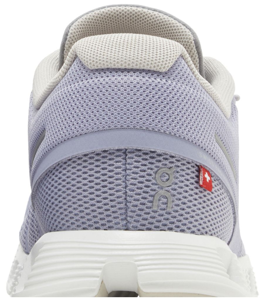 On Running Cloud 5 Nimbus (W)