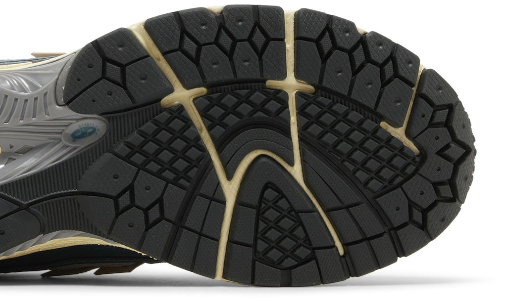 New Balance 1906R New Spruce