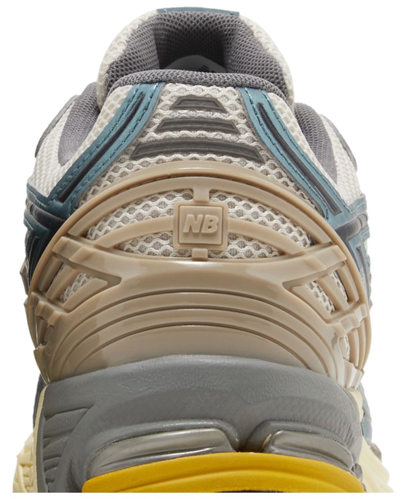 New Balance 1906R New Spruce