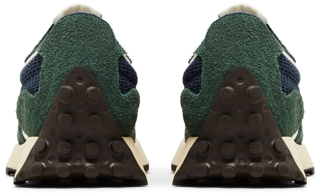 New Balance 327 Midnight Green Outerspace