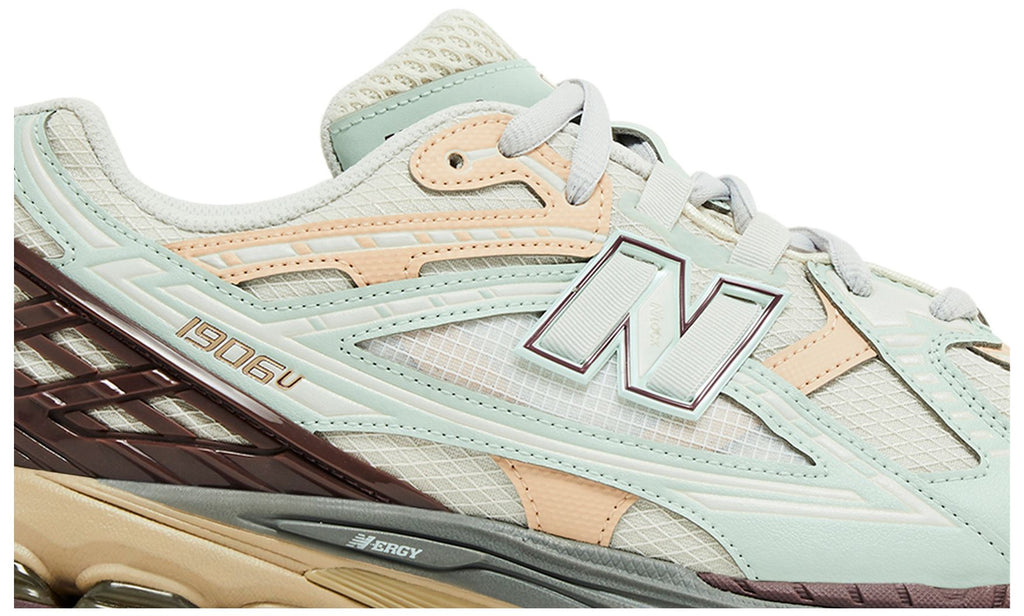 New Balance 1906U Clay Ash