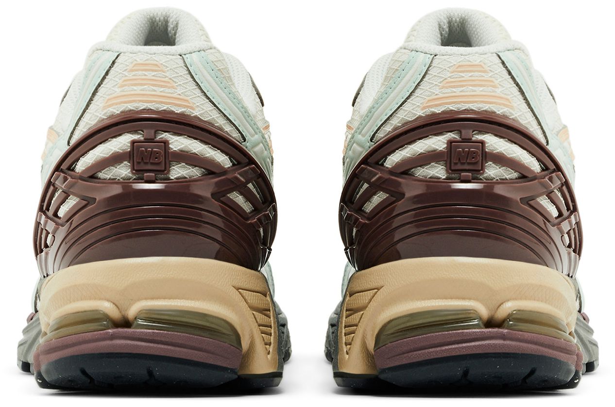 New Balance 1906U Clay Ash