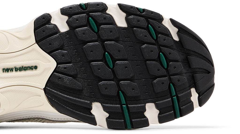 New Balance 530 Sea Salt Marsh Green