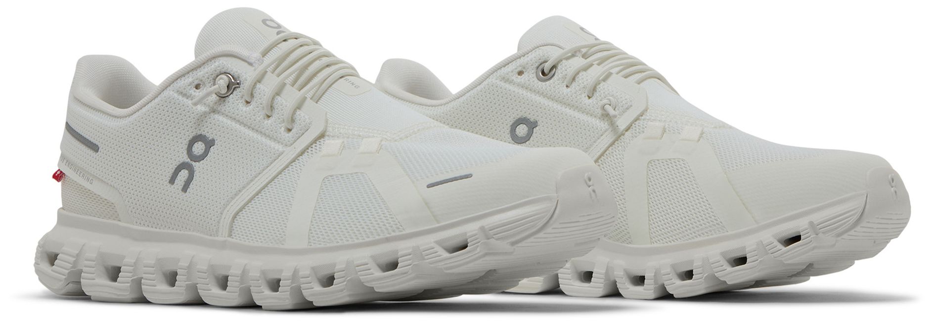 On Running Cloud 6 Triple White (W)