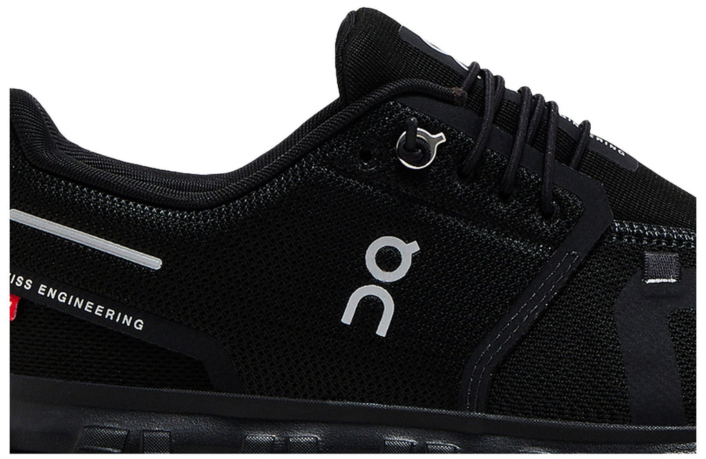 On Running Cloud 6 Triple Black (W)