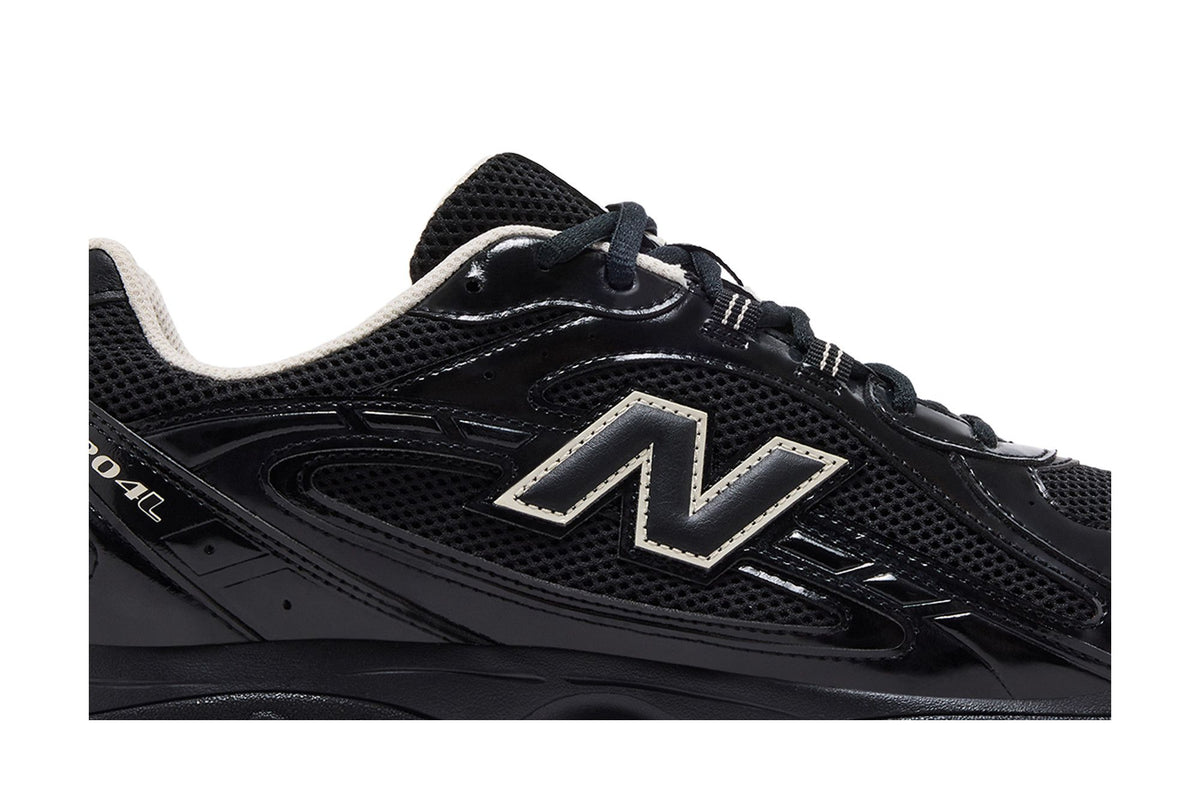 New Balance 204L Black Timberwolf