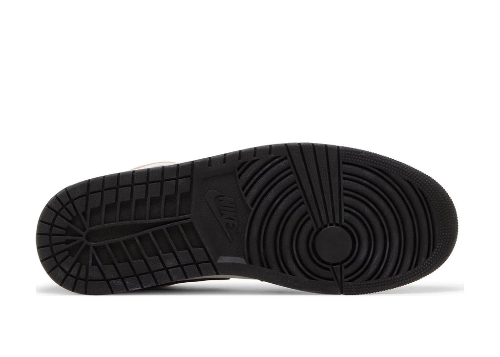 Nike Air Jordan 1 Low SE Flight Club