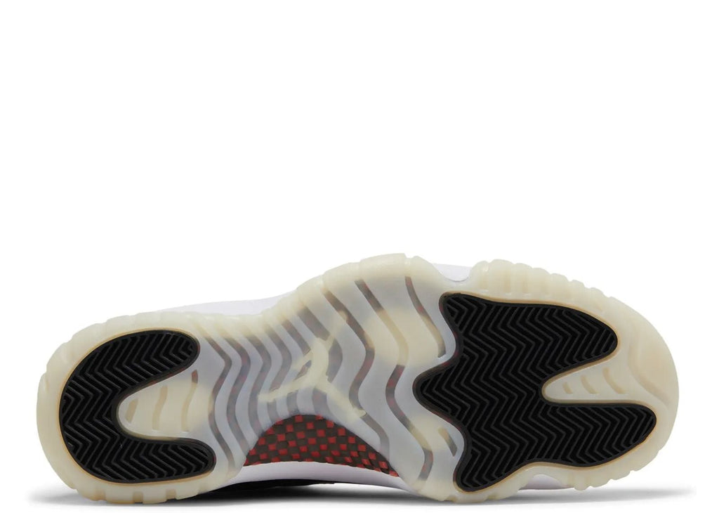 Nike Air Jordan 11 Retro Low 72-10