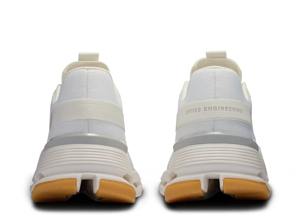 On Running Cloudnova Form 2 White Ivory
