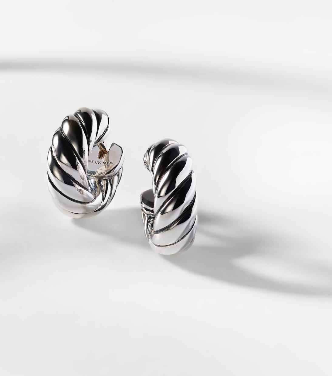 David Yurman Sculpted Cable Sterling Silver Hoop Earrings in Silver