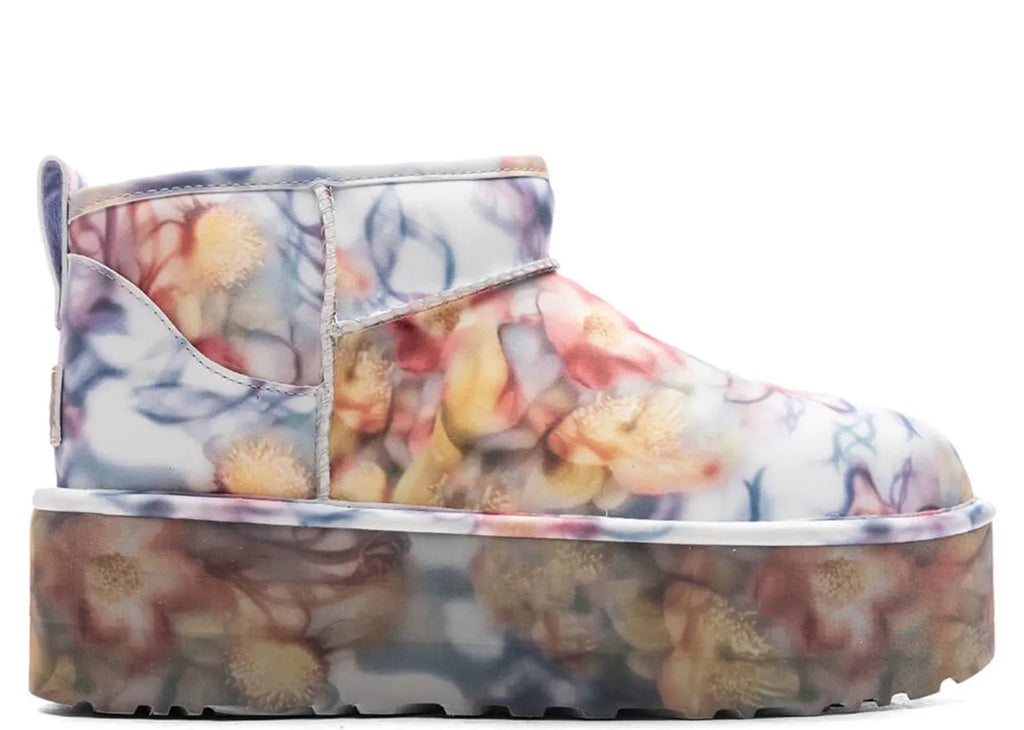 UGG Classic Ultra Mini Platform Boot Collina Strada Light Blue Floral