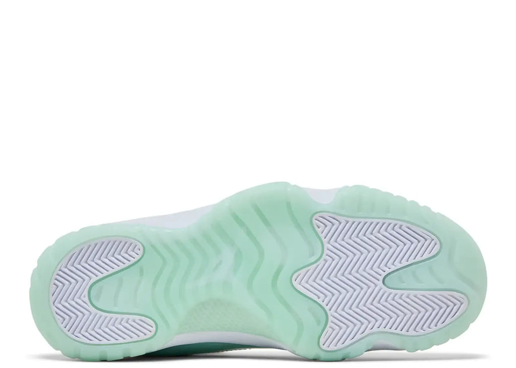 Air Jordan 11 Retro Low Igloo (W)