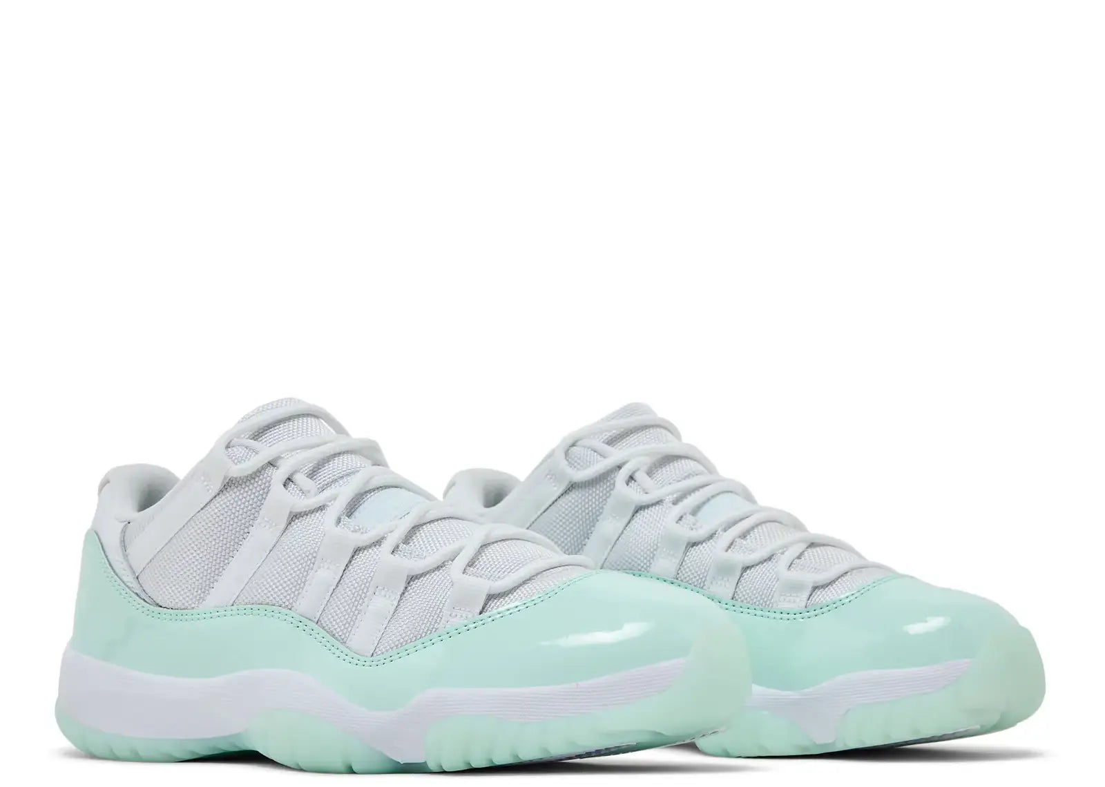 Air Jordan 11 Retro Low Igloo (W)