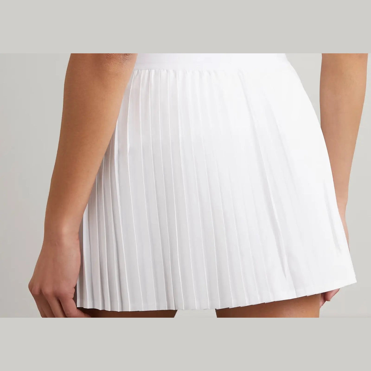 Alo Yoga Aces Wrap-Effect Pleated Tennis Skirt White