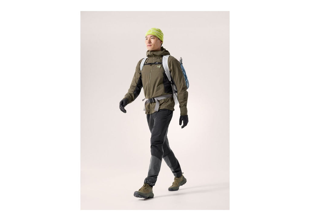Arc'teryx Serratus Hoody Spotlight
