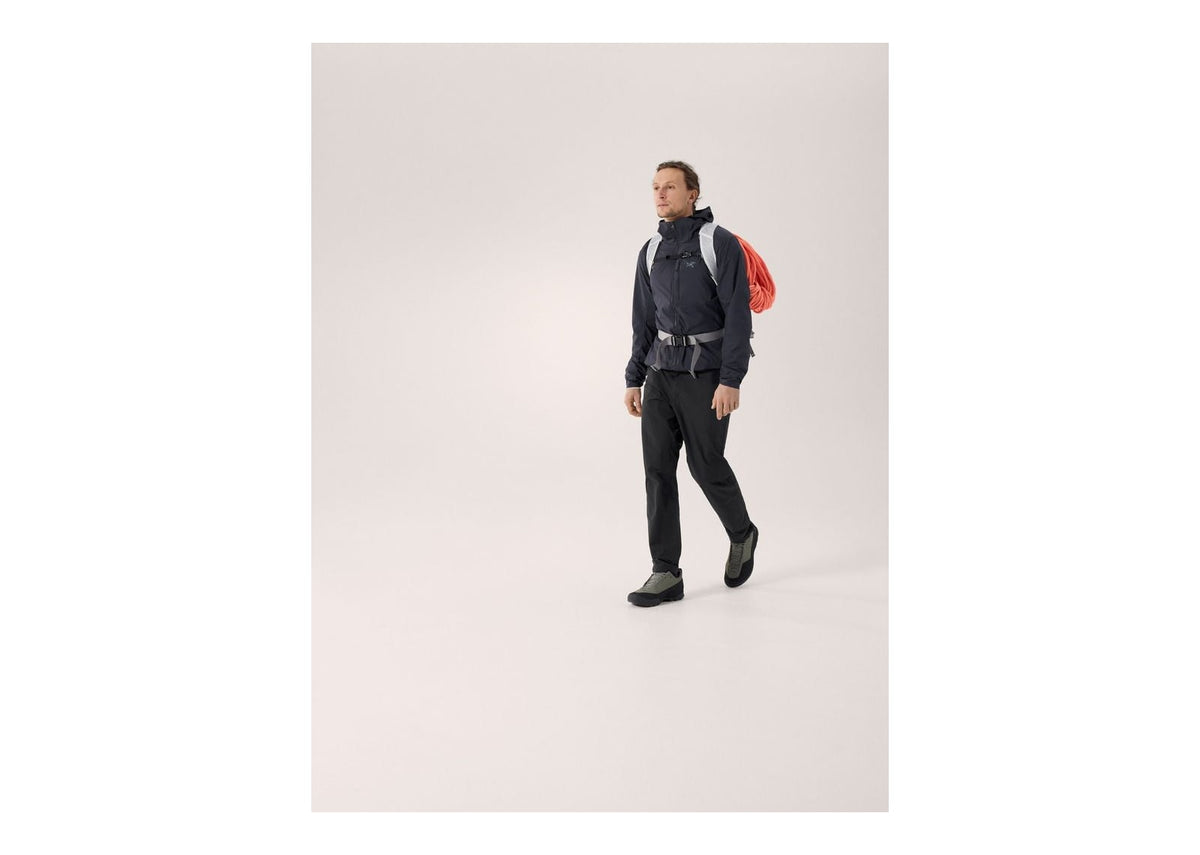 Arc'teryx Squamish Hoody Black Sapphire