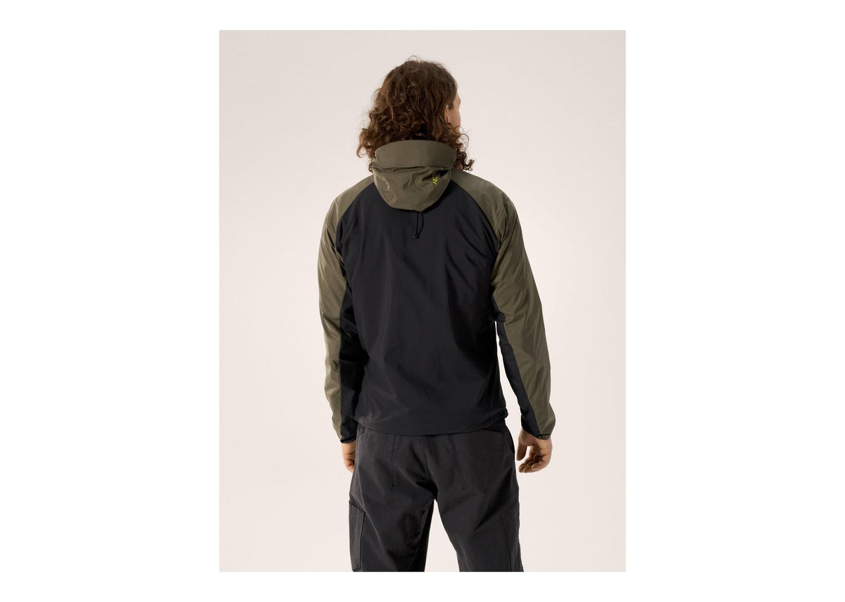 Arc'teryx Squamish Hoody Spotlight