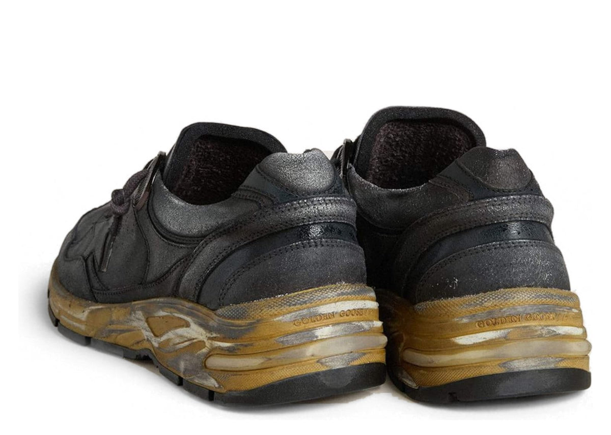 Golden Goose Dad-Star Black Naplak Crackle Leather Black Star Heel Tab (W)