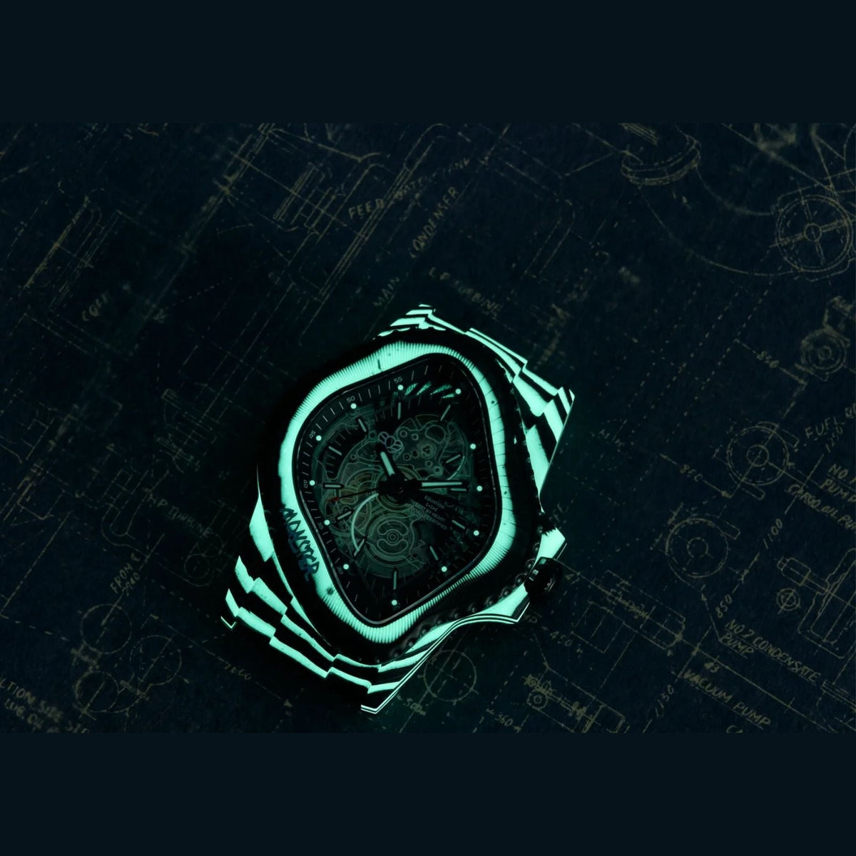 Laarvee Black Carbon Fiber Resin Composite Green Glow