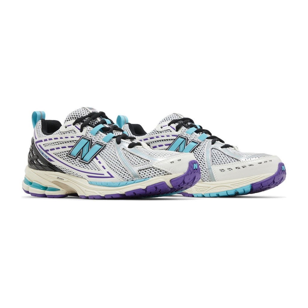 New Balance 1906 R Hornets