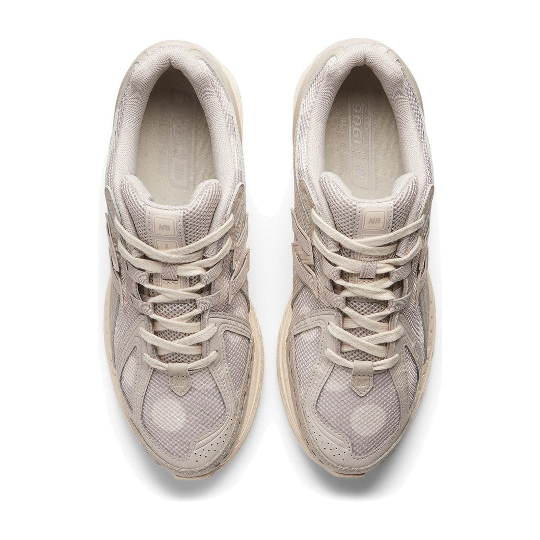 New Balance 1906 R Polka Dot Moonrock