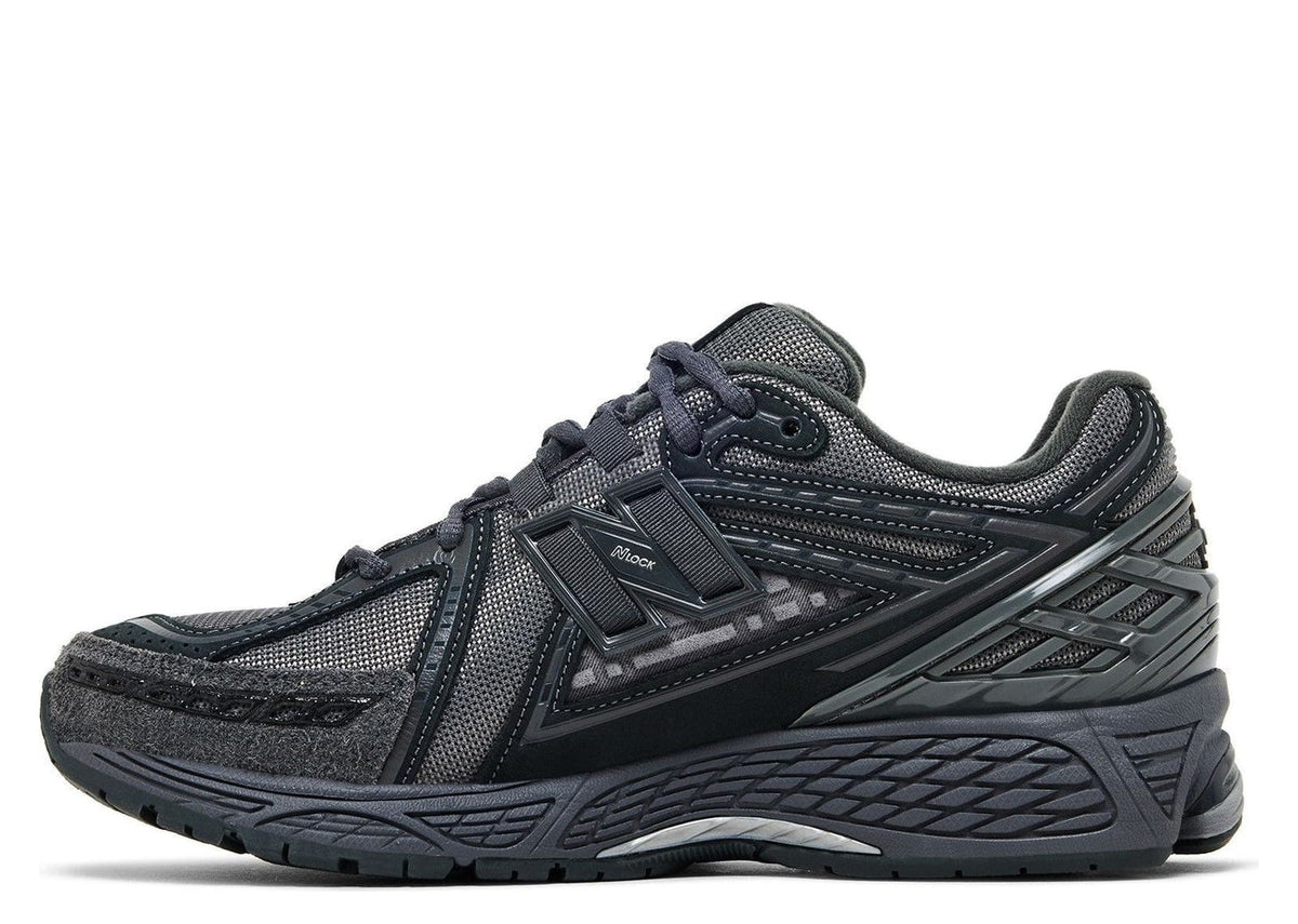 New Balance 1906 R Greyscale
