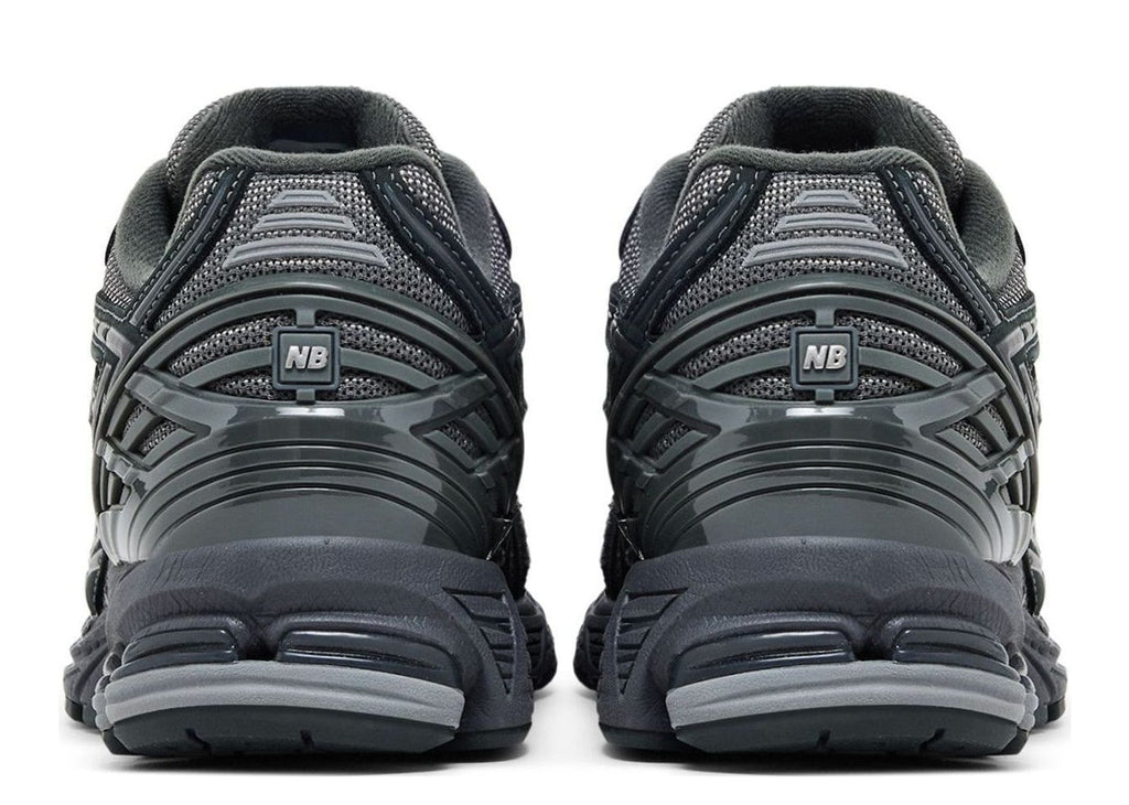 New Balance 1906 R Greyscale
