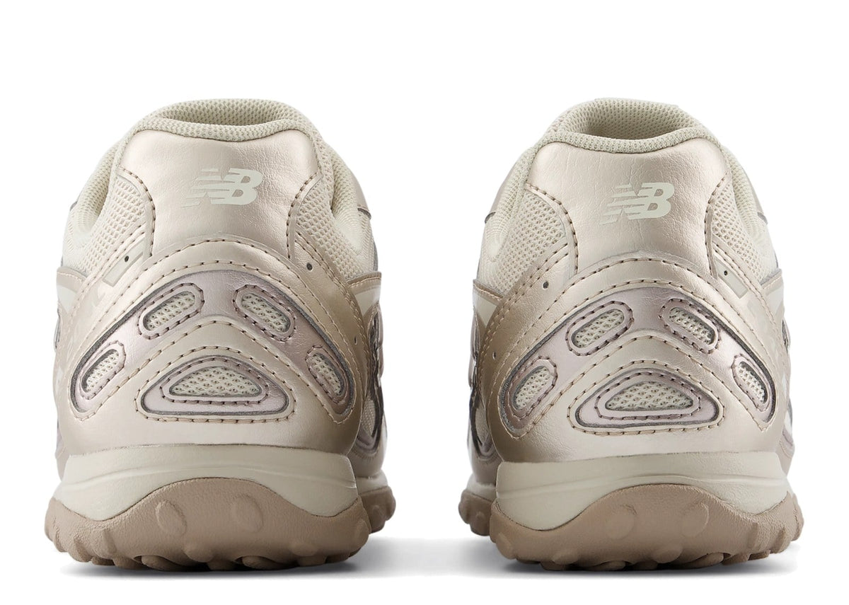 New Balance 204 L V 1 Gold