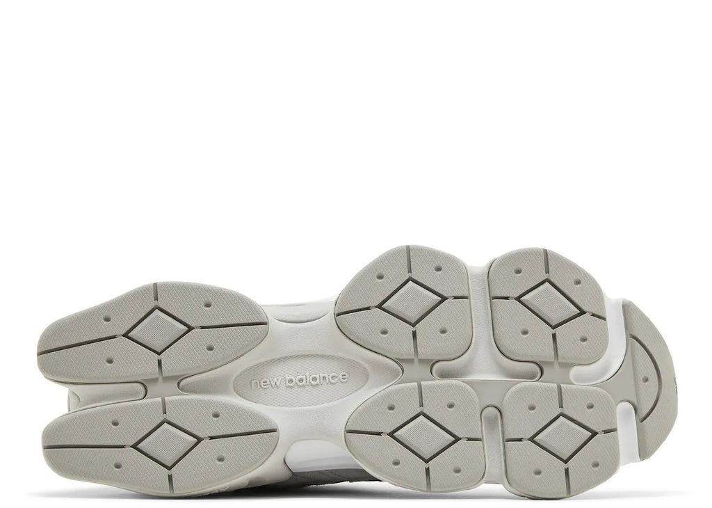 New Balance 9060 Silver Metallic Grey