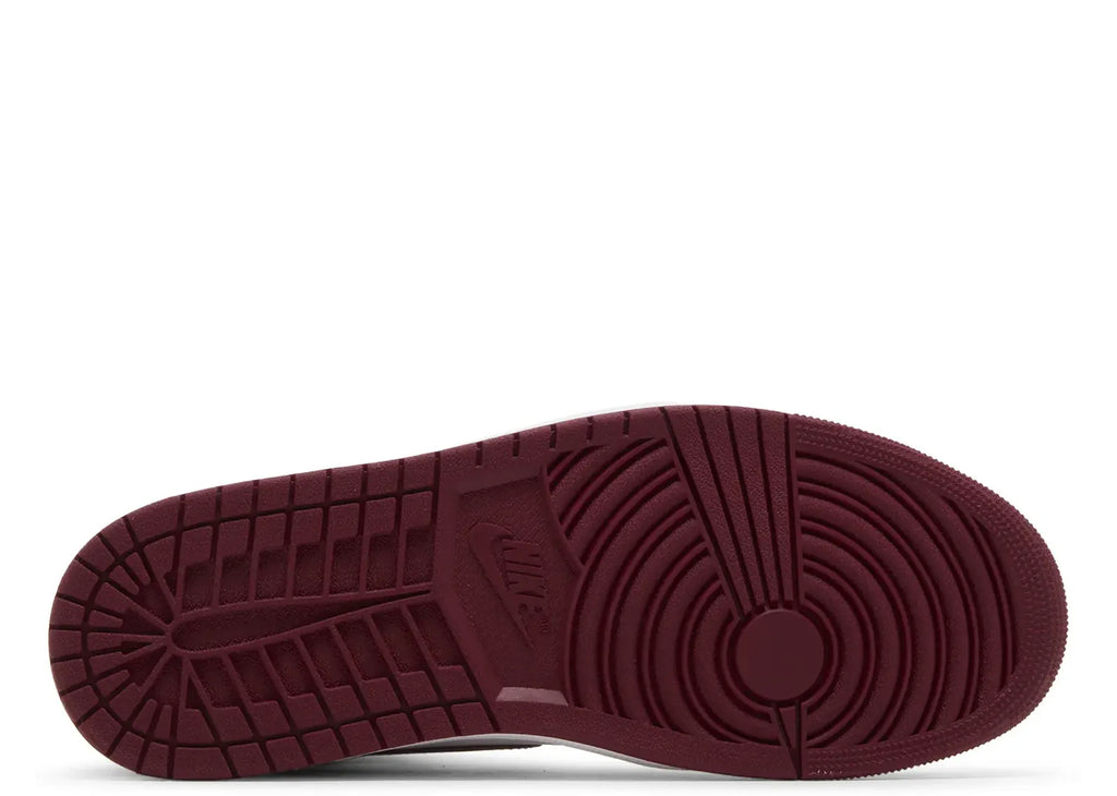 Nike Air Jordan 1 Retro High OG Artisanal Team Red