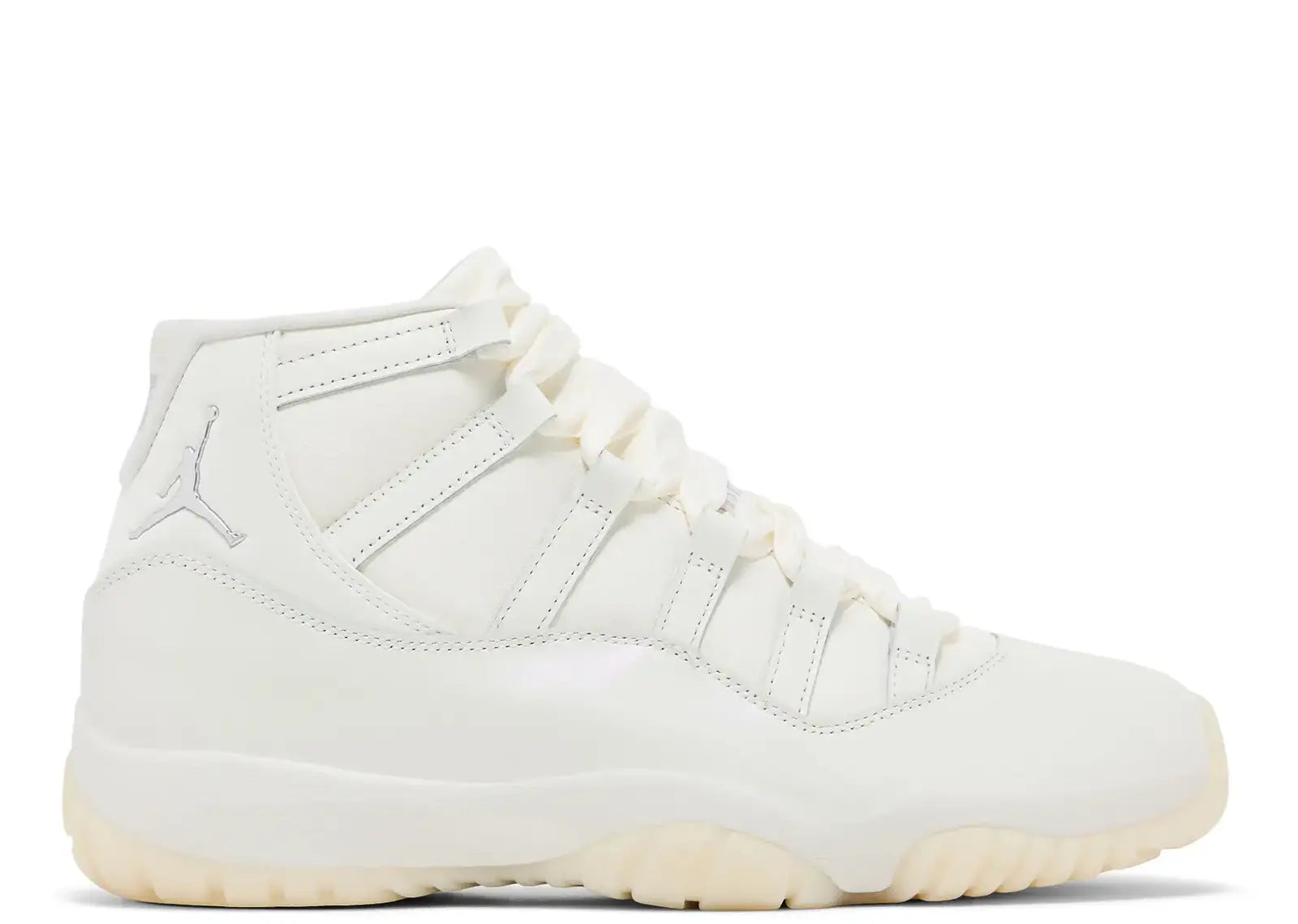 Nike Air Jordan 11 Retro Pearl (W)