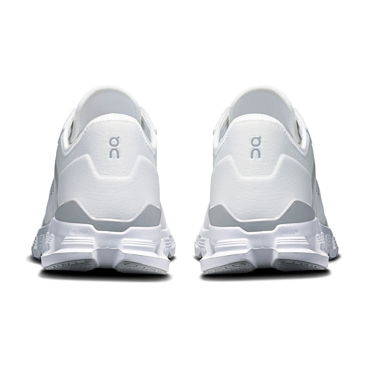 On Running Cloud X 4 AD White Wolf