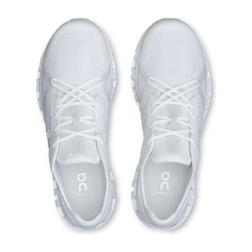 On Running Cloud X 4 AD White Wolf