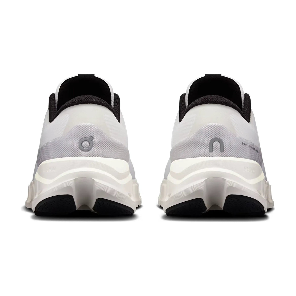 On Running Cloud X 5 White Black (W)