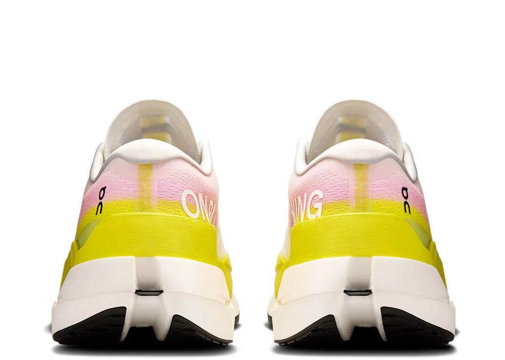 On Running Cloudboom Max Lime Raspberry
