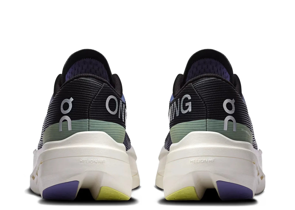 On Running Cloudboom Volt Black Juniper