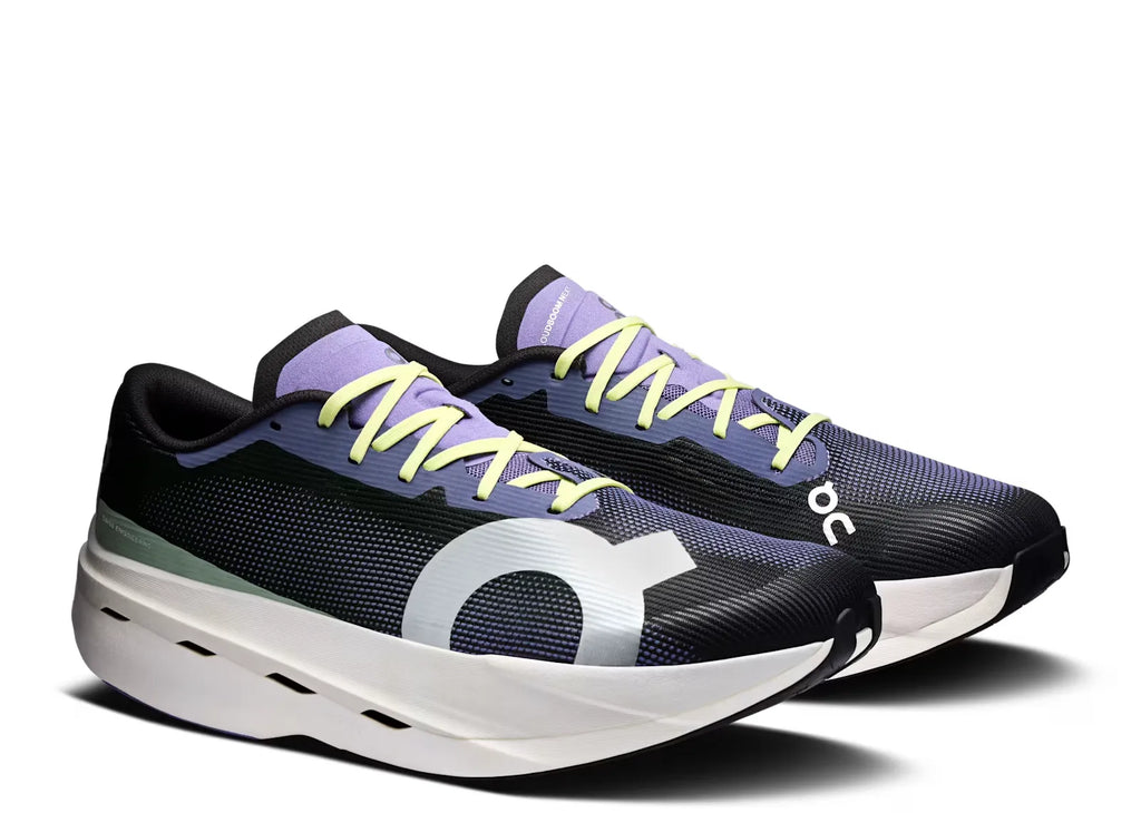 On Running Cloudboom Volt Black Juniper