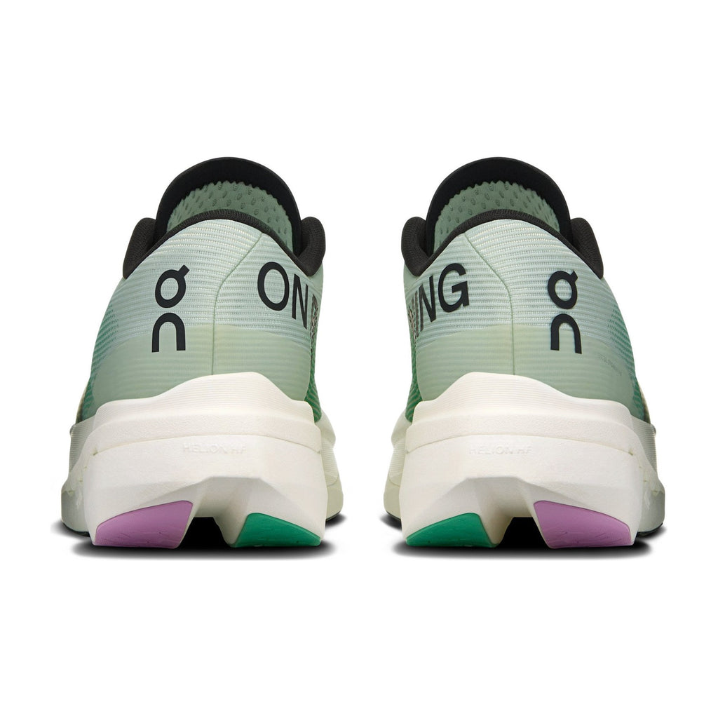 On Running Cloudboom Volt Iceberg Mantis