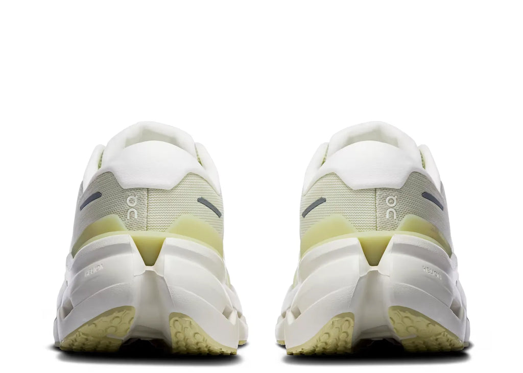 On Running Cloudrunner 3 Seedling Ivory (W)