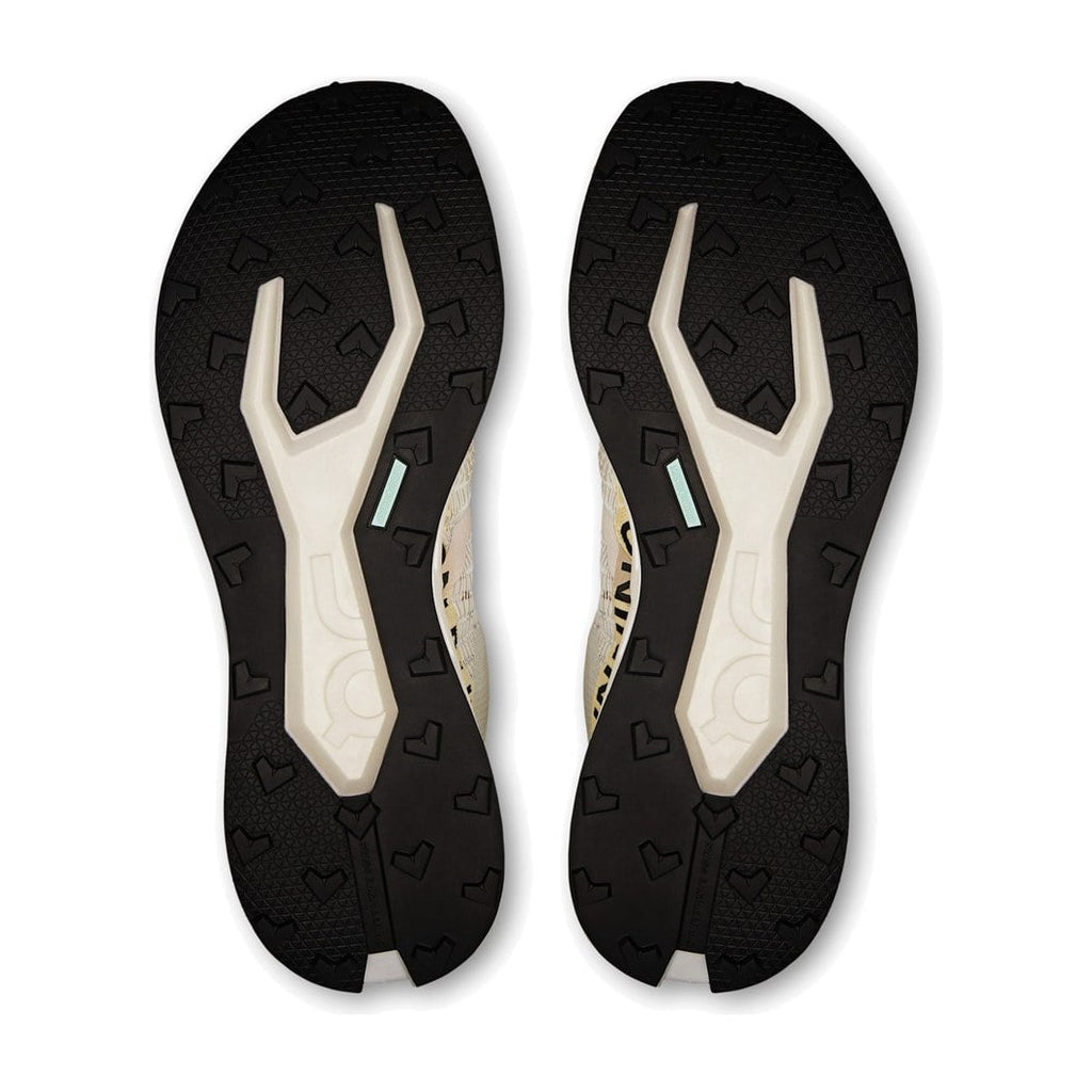 On Running Cloudultra Pro Pearl Lychee