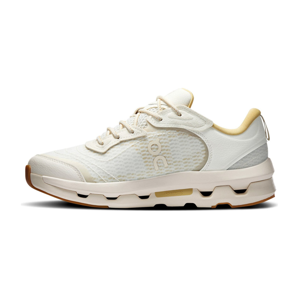 On Running Cloudzone Moon Ivory Putty (W)