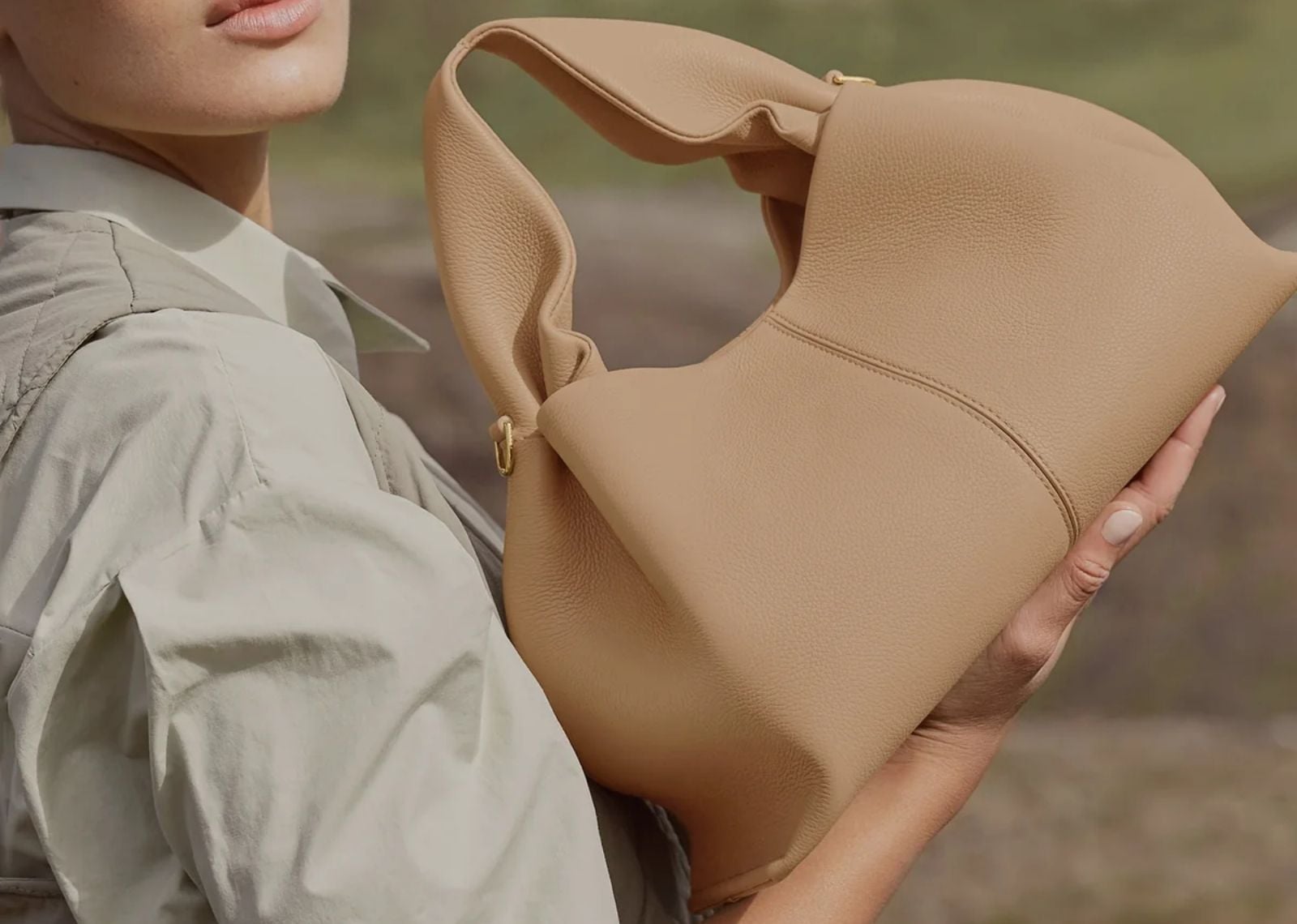 Polène Numéro Neuf Edition Textured Beige